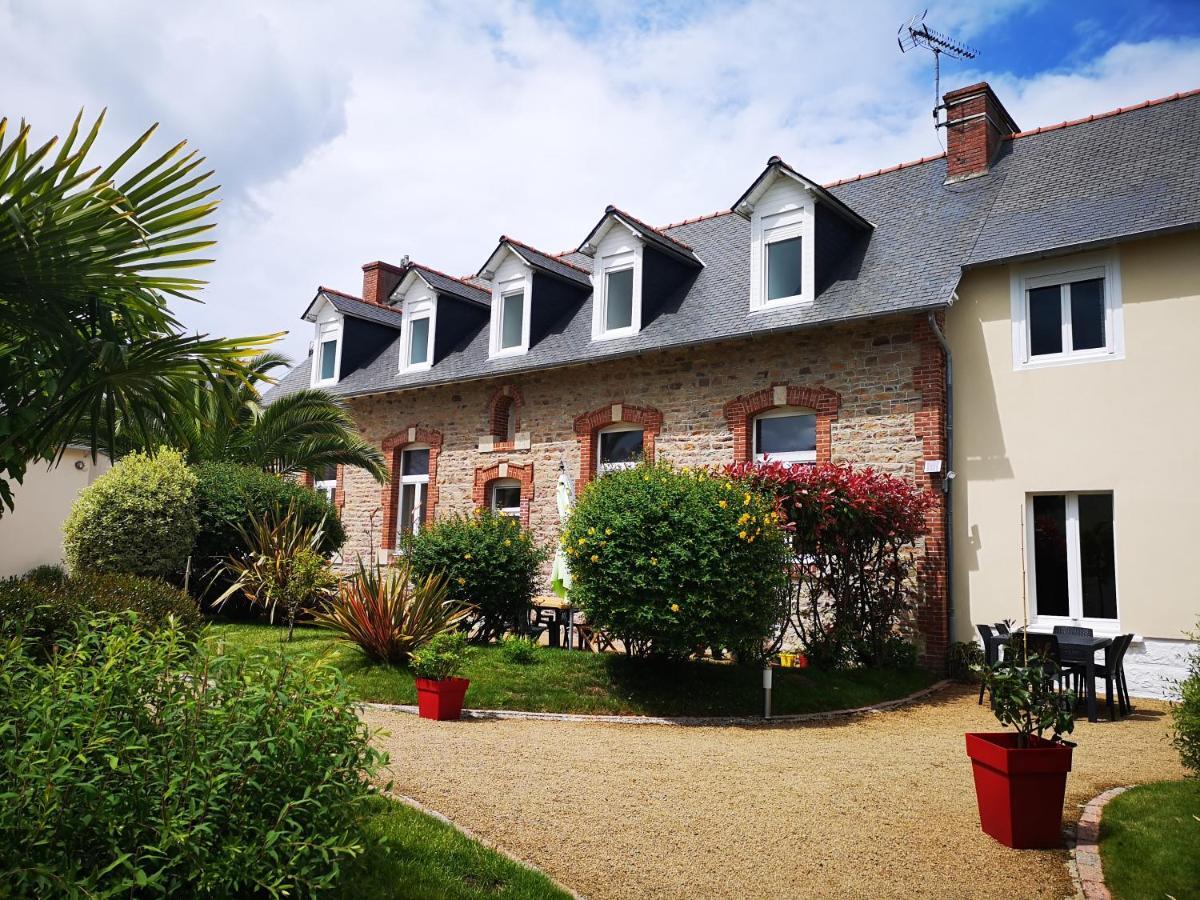 Chambres D'Hotes "Le Clos De La Baie" Paimpol Exterior photo